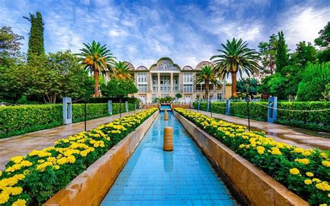 ¡Sumérgete en la Historia y la Naturaleza del Jardín de Eram en Shiraz!