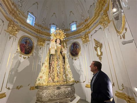 El Santuario de la Virgen del Carmen: Un Oasis Espiritual con Vistas Panorámicas en Yumbo!